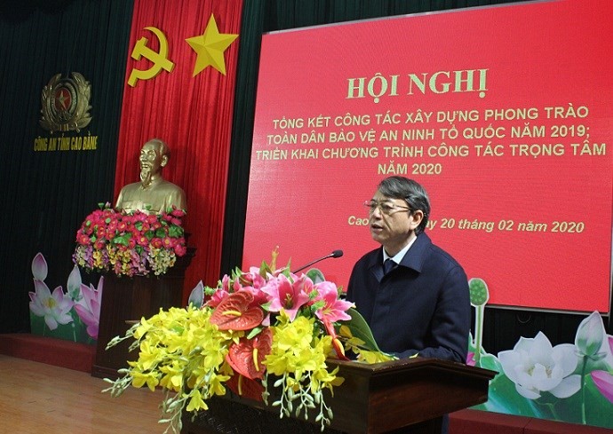 Ông Hoàng Xuân Ánh - Chủ tịch UBND tỉnh Cao Bằng - phát biểu tại hội nghị.