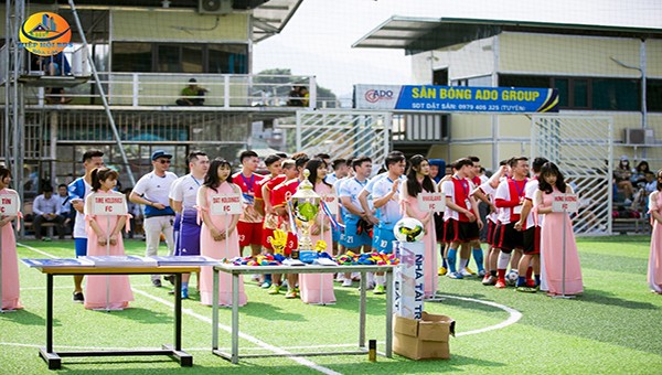 Ấn tượng lễ khai mạc lần thứ nhất Giải bóng đá bất động sản Hòa Lạc 2020