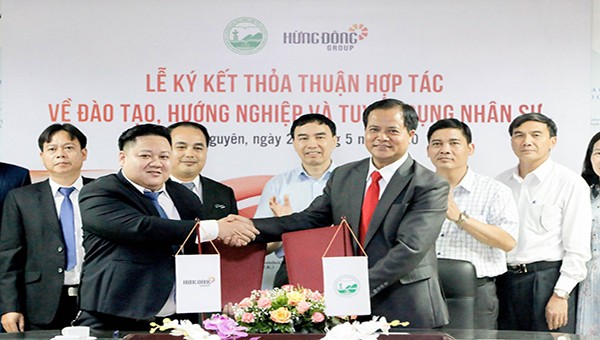 Hừng Đông Group và Đại học Nông Lâm Thái Nguyên ký kết thỏa thuận hợp tác chính thức