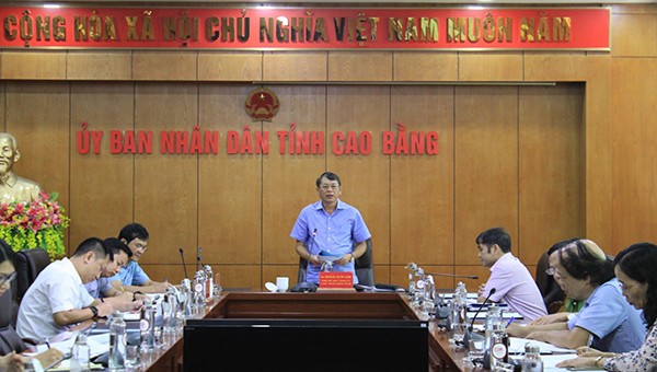 Phó Bí thư Tỉnh ủy, Chủ tịch UBND tỉnh Cao Bằng Hoàng Xuân Ánh,  Trưởng Ban Chỉ đạophát biểu chỉ đạo cuộc họp.