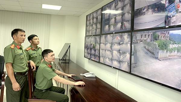 Hệ thống camera giám sát tại Trung tâm thông tin chỉ huy Công an tỉnh Tuyên Quang.