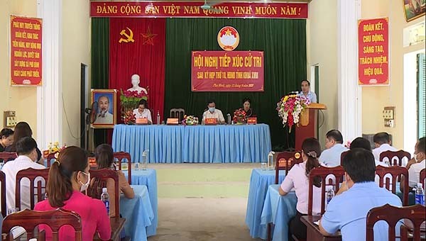 Hội nghị tiếp xúc cử tri xã Phú Bình huyện Chiêm Hoá.