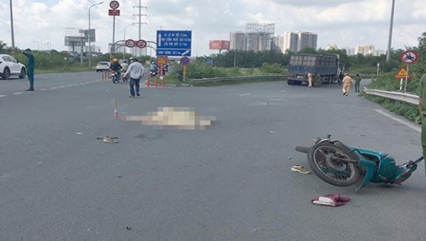 Vụ tai nạn giao thông trên đường Trần Nguyên Hãn, khiến 1 người tử vong tại chỗ.
