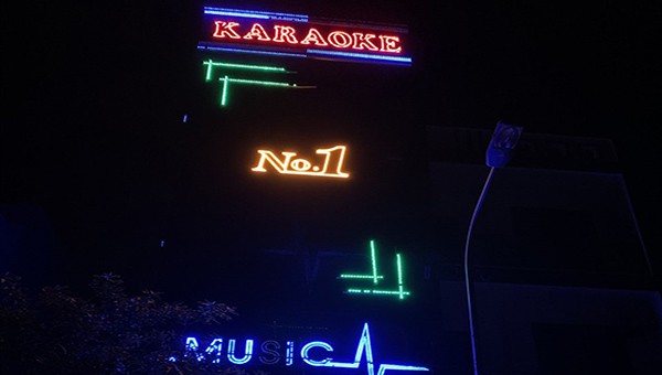 Cơ sở karaoke No1