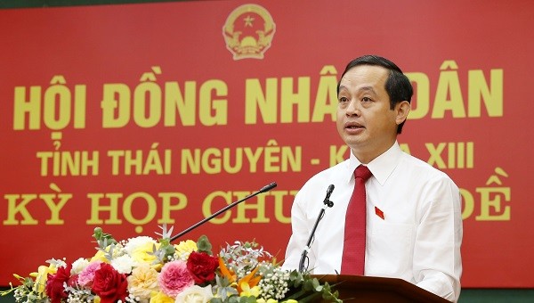 Ông Phạm Hoàng Sơn, Phó Bí thư Thường trực Tỉnh ủy, Chủ tịch HĐND tỉnh phát biểu tại Kỳ họp.