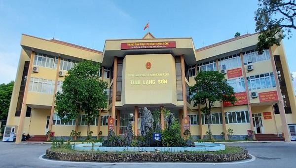 Trung tâm phục vụ hành chính công tỉnh Lạng Sơn có nhiều bước đột phá trong 6 tháng đầu năm.