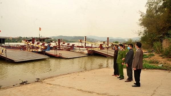 Bắt đầu từ hôm nay (19/8) các bến phà, đò trên địa bàn Huyện Hiệp Hoà và huyện Việt Yên, Bắc Giang tạm dừng hoạt động để phòng chống dịch.