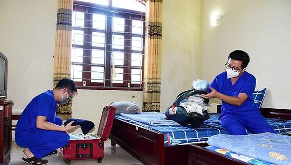 Cán bộ y bác sỹ Tuyên Quang hỗ trợ TPHCM chống dịch trở về địa phương.