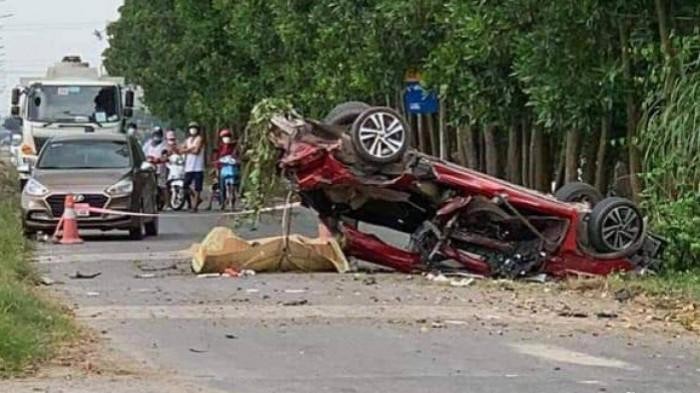 Hình ảnh vụ tai nạn xảy ra ở Bắc Ninh gây xôn xao dư luận, một trong những nạn nhân là youtuber nổi tiếng.