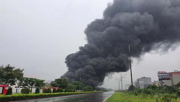 Một vụ cháy xưởng sơn tại Khu Công nghiệp Yên Phong, tỉnh Bắc Ninh