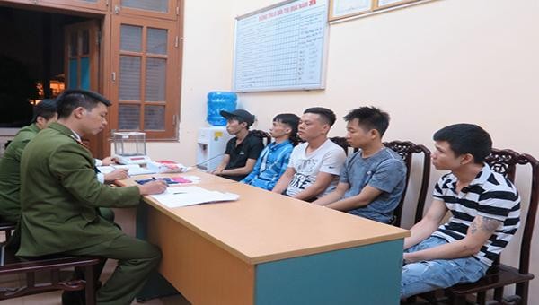 Công an Bắc Ninh bắt giữ 5 đối tượng vận chuyển ma túy