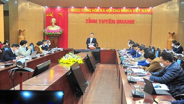 Ông Nguyễn Văn Sơn, Phó Bí thư Tỉnh ủy, Chủ tịch UBND tỉnh chủ trì cuộc họp Ban Chỉ đạo Chuyển đổi số, triển khai nhiệm vụ thực hiện chuyển đổi số trên địa bàn tỉnh năm 2022