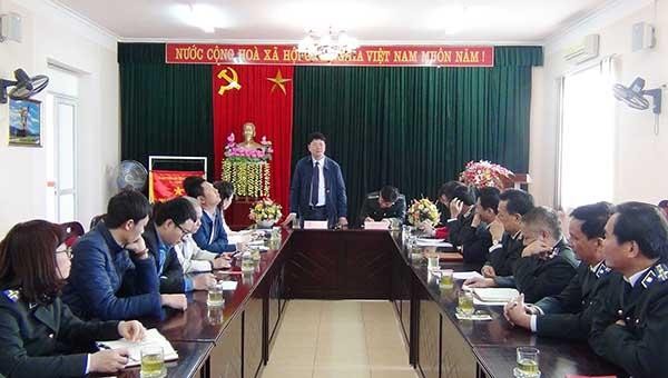 Thứ trưởng Bộ Tư pháp Nguyễn Thanh Tịnh làm việc với Cục Thi hành án dân sự tỉnh Tuyên Quang
