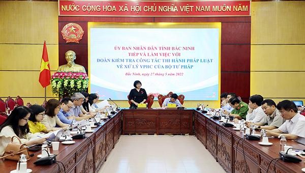 Toàn cảnh buổi làm việc của Đoàn kiểm tra Bộ Tư pháp tại tỉnh Bắc Ninh