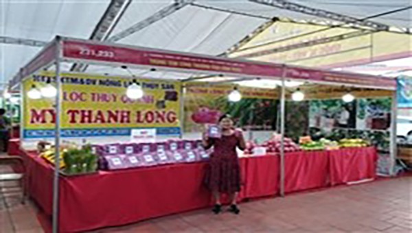 Gian hàng của Vĩnh Phúc tham gia hội chợ thương mại quốc tế Việt - Trung.