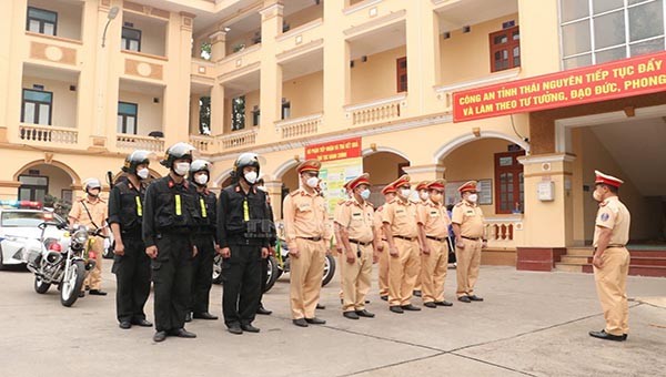 Lực lượng CSGT, Công an tỉnh Thái Nguyên ra quân hưởng ứng đợt cao điểm