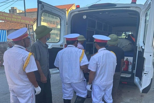 Chuyến xe chở hài cốt liệt sĩ hy sinh tại Đà Nẵng, Quảng Nam và Quảng Ngãi về An Giang 