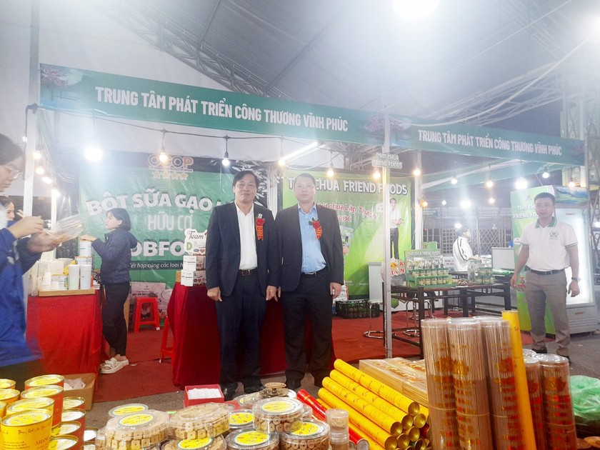 Vĩnh Phúc tham gia 2 gian hàng tại hội chợ Công thương khu vực Đông Bắc – Bắc Kạn năm 2023.