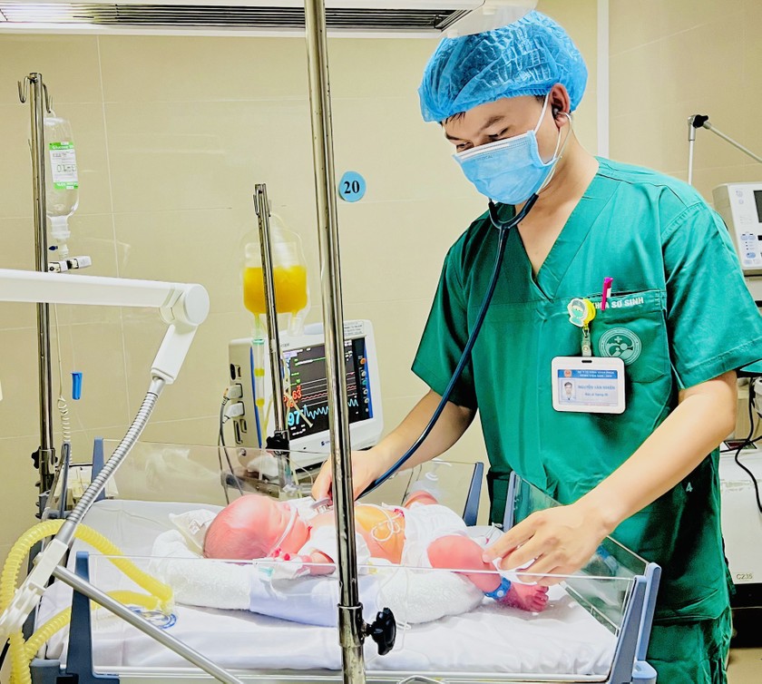 Bệnh viện Sản Nhi tỉnh Vĩnh Phúc thực hiện thành công kỹ thuật thay máu bán phần cứu sống bệnh nhân nhi mắc đa hồng cầu