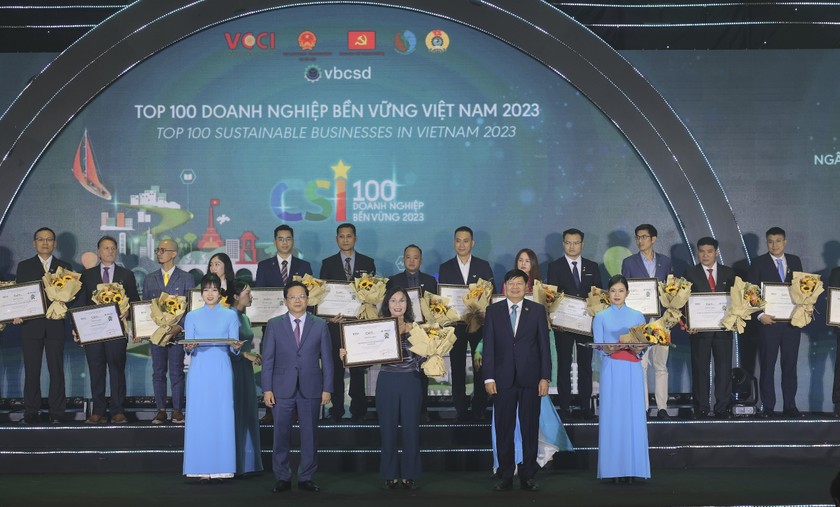 SeABank lần thứ 6 được vinh danh trong Top 100 Doanh nghiệp bền vững Việt Nam (Ảnh: Lê Hanh)