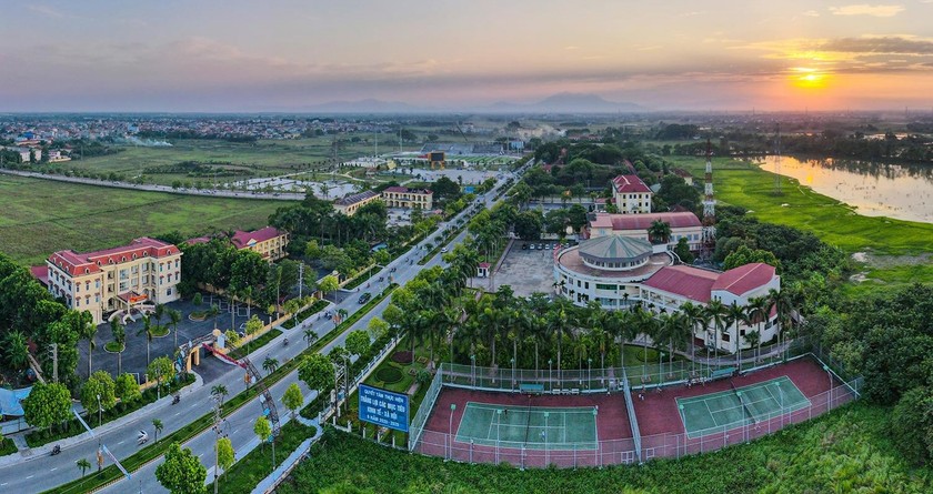 Người dân trên địa bàn huyện Yên Lạc được hưởng thành quả của sự phát triển kinh tế.