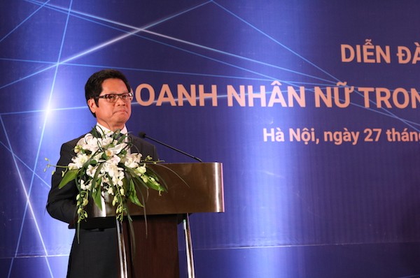 TS.Vũ Tiến Lộc – Chủ tịch Phòng Thương mại và Công nghiệp Việt Nam (VCCI) phát biểu tại diễn đàn.