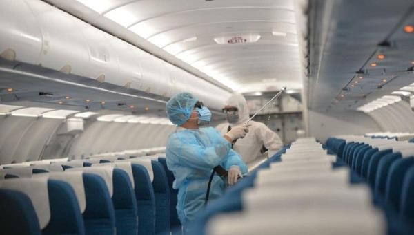 Việc cắt giảm đường bay vì dịch bệnh sẽ khiến các hãng hàng không thiệt hại 30.000 tỷ đồng