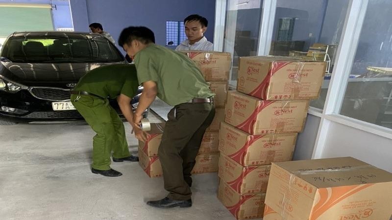Lực lượng QLTT Bình Định tạm giữ gần 6.000 hũ yến không có giấy tờ chứng minh nguồn gốc