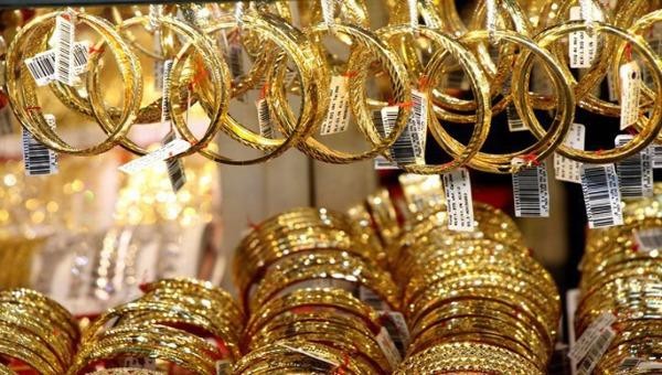 Giá vàng thế giới đang tiến sát mốc 49 triệu đồng/lượng