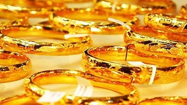 Lần đầu tiên trong lịch sử, giá vàng SJC tăng lên trên mức 59 triệu đồng/lượng.