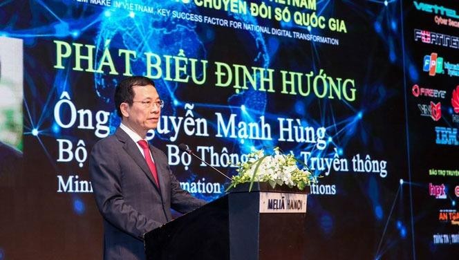 Bộ trưởng Bộ trưởng Bộ Thông tin và Truyền thông  Nguyễn Mạnh Hùng phát biểu tại Hội thảo.