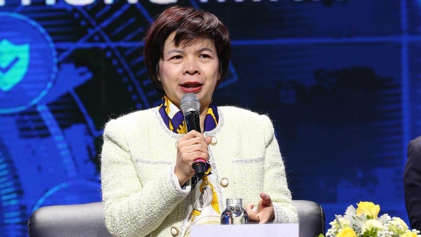 Bà Đặng Thúy Hà - Giám đốc khu vực miền Bắc Nielsen Việt Nam phát biểu tại Tọa đàm.