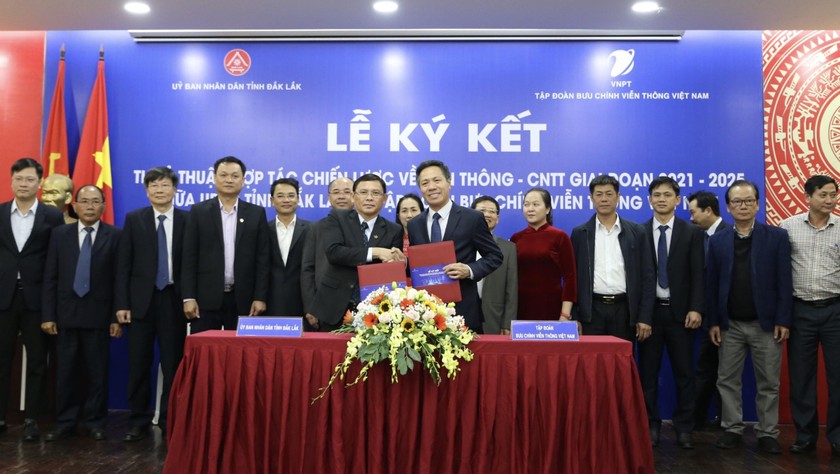 UBND tỉnh Đăk Lắk và VNPT ký kết hợp tác chiến lược về Viễn thông - Công nghệ thông tin giai đoạn 2021-2025.
