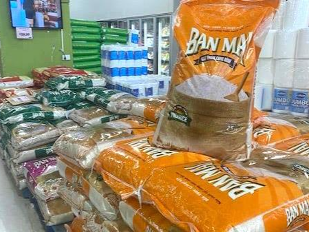 10.000 túi gạo Ban Mai Cung Đình sẽ được tặng cho các khách hàng Australia.