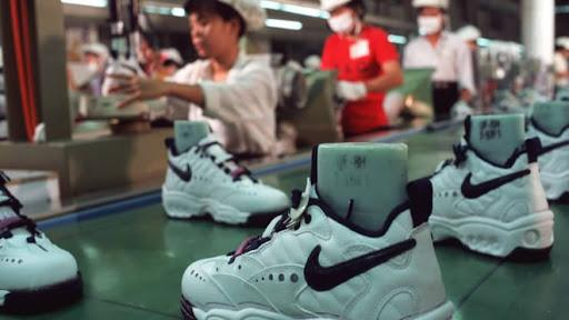 Không có chuyện Nike chuyển sản xuất ra khỏi Việt Nam.