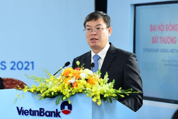 Ông Trần Minh Bình - Bí thư Đảng ủy, Chủ tịch HĐQT VietinBank phát biểu tại Đại hội đồng cổ đông bất thường năm 2021.