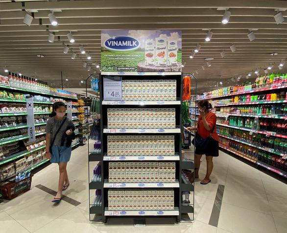Các dòng sản phẩm mới như sữa tươi, sữa hạt được Vinamilk tích cực đẩy mạnh tại các thị trường mới như Singapore, Hàn Quốc…