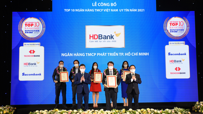 HDBank khẳng định vị thế top 5 ngân hàng uy tín nhất Việt Nam.