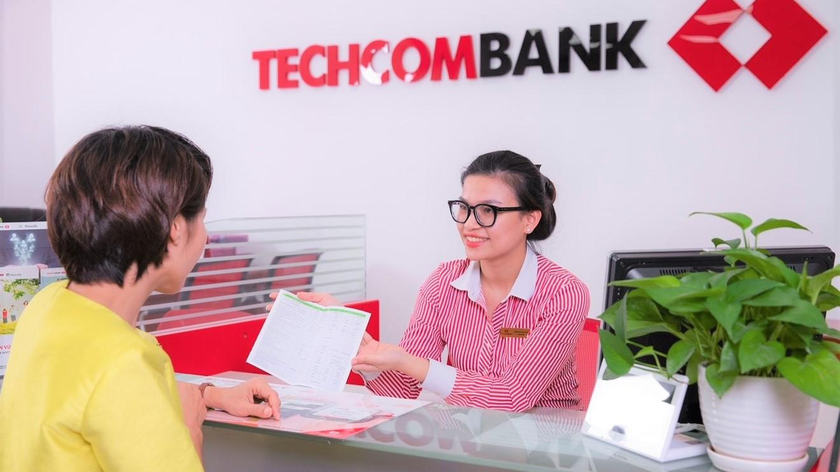  Techcombank là “Ngân hàng xuất sắc năm 2021” ( Bank of the year 2021 ).