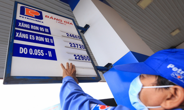 Giá xăng, dầu đồng loạt giảm từ 15h chiều nay.
