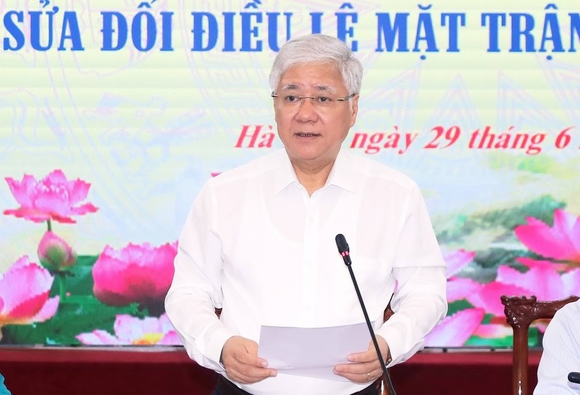 Đồng chí Đỗ Văn Chiến, Bí thư Trung ương Đảng, Chủ tịch UBTƯ MTTQ Việt Nam phát biểu tại hội nghị (Ảnh: Báo Tuổi trẻ thủ đô).