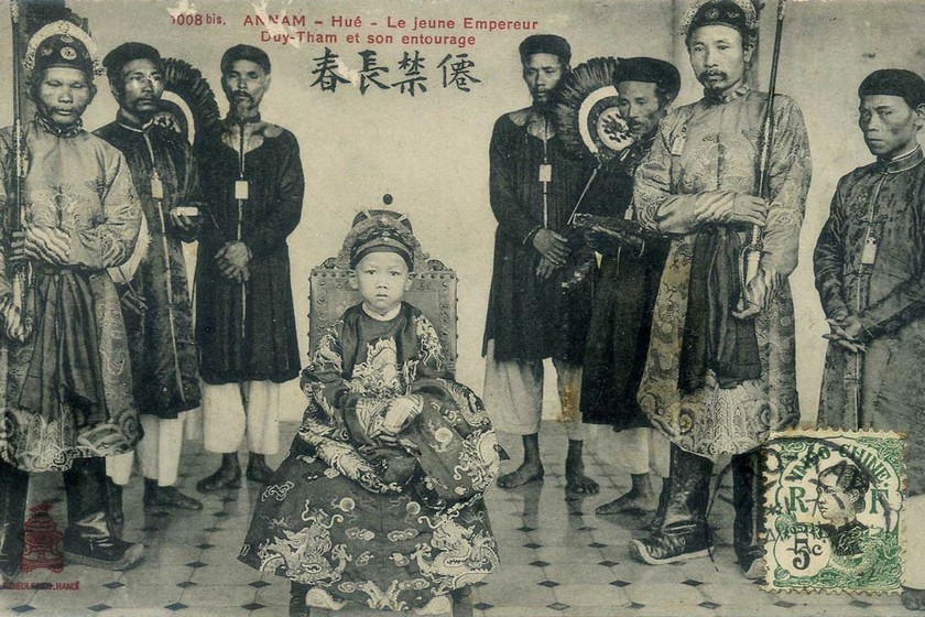 Vua Duy Tân lên ngôi khi mới 7 tuổi. (Ảnh tư liệu).
