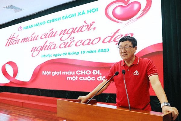 Tổng Giám đốc NHCSXH Dương Quyết Thắng phát biểu tại chương trình.