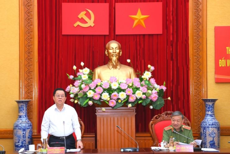 Trưởng Ban Tuyên giáo Trung ương Nguyễn Trọng Nghĩa phát biểu tại buổi làm việc. (Nguồn ảnh: cand.com.vn)