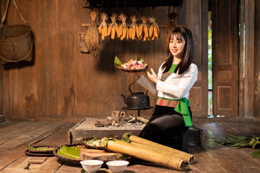 Cô gái dân tộc Mường khởi nghiệp thành công nhờ sản phẩm thịt chua. (Ảnh-NV)
