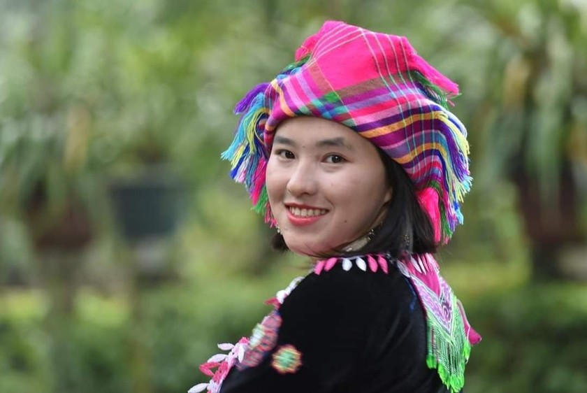 Hảng A Sú, cô gái Mông ở Sìn Suối Hồ - Lai Châu. Ảnh FBNV
