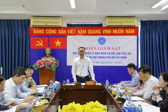 Đoàn giám sát Hội đồng quản lý BHXH làm việc tại BHXH TP.Hồ Chí Minh.