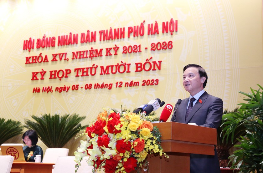 Phó Chủ tịch Quốc hội Nguyễn Khắc Định phát biểu tại phiên họp. (Ảnh: PV).