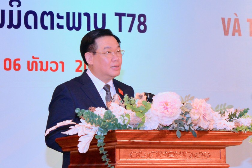 Chủ tịch Quốc hội phát biểu tại buổi gặp mặt các thế hệ Trường Hữu nghị T78 - Ảnh Doãn Tấn.
