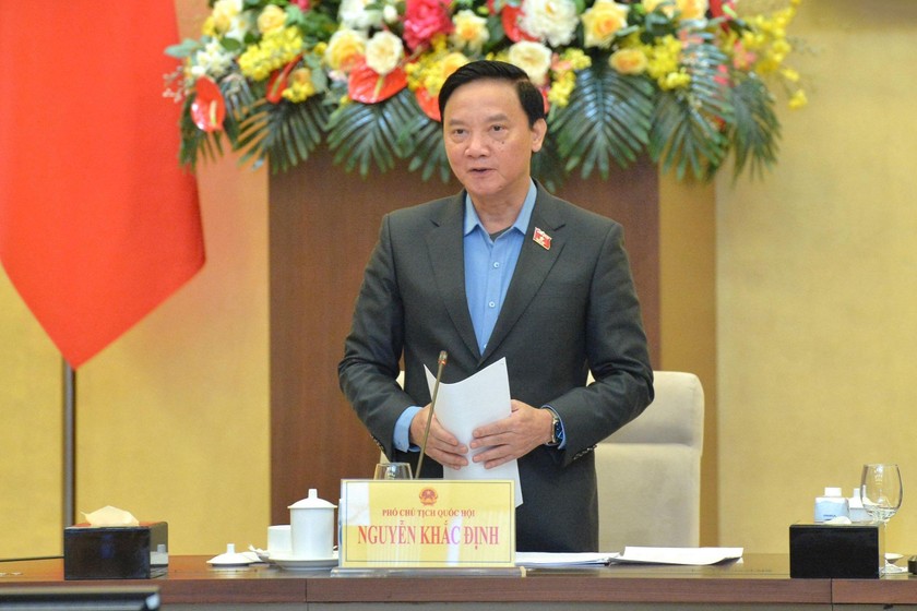 Phó Chủ tịch Quốc hội Nguyễn Khắc Định chủ trì phiên họp. (Nguồn ảnh: Quochoi.vn).